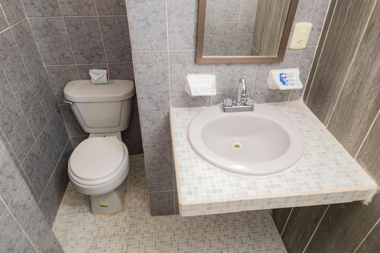 Hotel Las Palmas Cancun Centro Ngoại thất bức ảnh