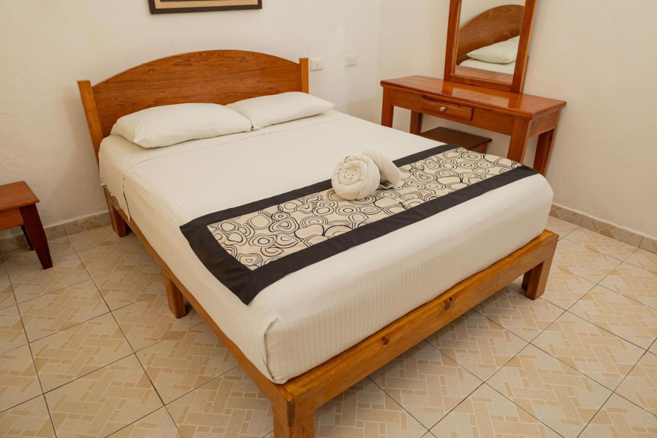 Hotel Las Palmas Cancun Centro Ngoại thất bức ảnh